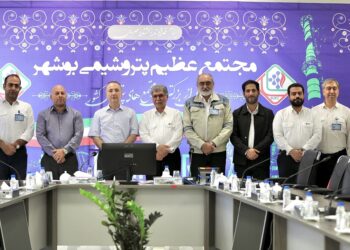 بازدید مدیرعامل شرکت سرمایه‌ گذاری تجاری شستان از مجتمع‌ های صنعتی زیر مجموعه در منطقه پارس