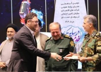 محمدجواد قبادبیگی مفتخر به دریافت نشان "خدمت در سایه تکریم" شد