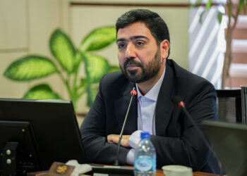 حجت‌الله برامکی یزدی معاون اقتصادی و سرمایه‌گذاری هلدینگ انرژی سینا شد