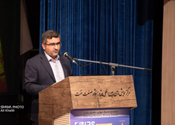 پژوهشگاه صنعت نفت خواستار هم‌افزایی برای رفع ناترازی انرژی شد