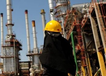 حضور پررنگ بانوان در پتروشیمی ارومیه؛ از روابط‌عمومی تا مدیریت عامل