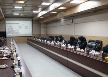 به گزارش مسیر انرژی به نقل از روابط عمومی سازمان توسعه تجارت ایران، وبینار بررسی مشکلات و چالش‌های تجارت محصولات پتروشیمی با قزاقستان با حضور آنلاین نسرین پابرجا، رایزن بازرگانی ج.ا ایران در قزاقستان و جمعی از نمایندگان نهادهای دولتی و بخش خصوصی در سالن میلاد واقع در محل دائمی نمایشگاه‌های بین‌المللی تهران برگزار شد.