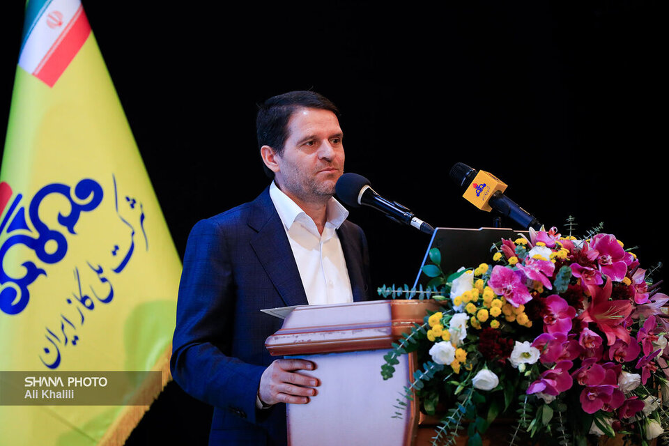 به گزارش مسیر انرژِی به نقل از  شانا، حسن عباس‌زاده  در آیین اختتامیه پویش کاهش ۱۰ درصدی مصرف انرژی با قدردانی از تمام دست‌اندرکاران اجرای این طرح به‌ویژه شرکت ملی گاز ایران اظهار کرد: این طرح یکی از طرح‌های دوازده‌گانه شرکت ملی صنایع پتروشیمی برای بهینه‌سازی مصرف انرژی بود و طرح‌های بسیار ارزشمندی در این زمینه طراحی شد.