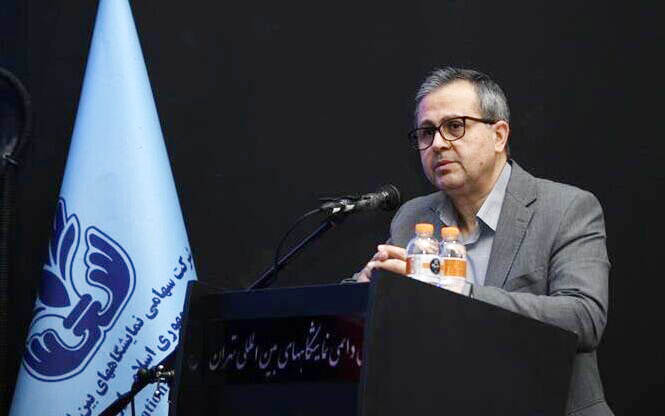 به گزارش مسیرانرژی به نقل از شانا، حمیدرضا عجمی روز (سه‌شنبه، یکم مهر) در پیش‌نشست سوم همایش بین‌المللی سرمایه‌گذاری و تأمین مالی در صنعت نفت، گاز و پتروشیمی با یادآوری رشادت‌ها و جانفشانی‌های دوران دفاع مقدس، شرایط کنونی کشور را نیازمند تلاش مضاعف و برنامه‌ریزی دقیق دانست و اظهار کرد: صنعت پتروشیمی یکی از ستون‌های اصلی اقتصاد ایران است و امروز به‌عنوان موتور محرک توسعه و ارزآوری پایدار نقش‌آفرینی می‌کند.