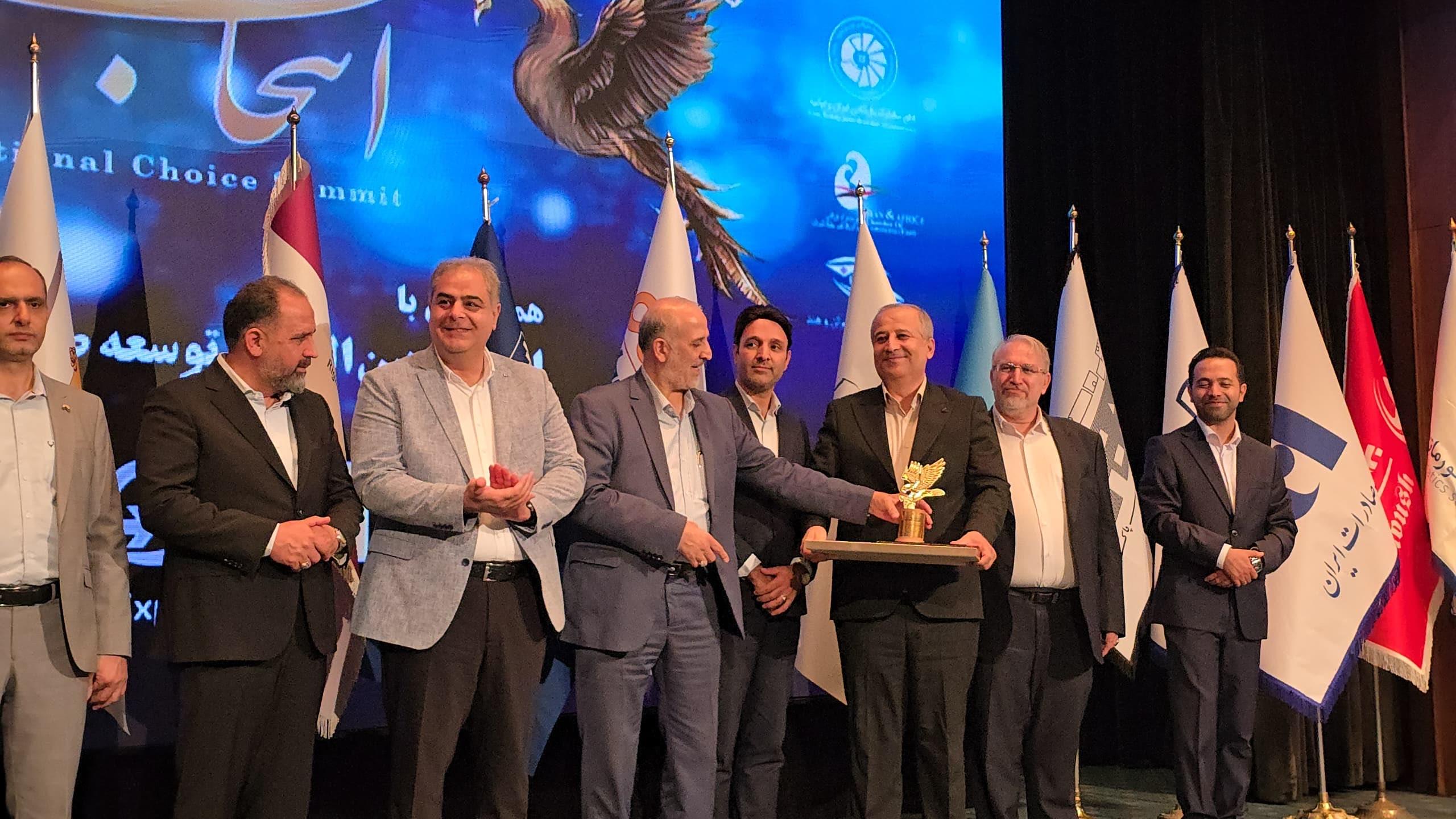 به گزارش مسیرانرژی به نقل از روابط عمومی پتروشیمی فن‌آوران، این رویداد روز یکشنبه ۳۰ شهریورماه به همت دبیرخانه توسعه صنایع ملی ایران و با حضور مقامات دولتی، مدیران صنایع، کارشناسان و فعالان اقتصادی در مرکز همایش‌های صدا و سیما برگزار شد.