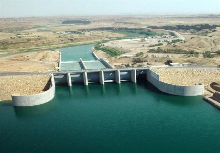 به گزارش مسیر انرژی به نقل از ایسنا، عبدالرضا زارعی در حاشیه هفتمین کنفرانس نیروگاه های خورشیدی ایران افزود: از سال ۹۰ تاکنون حدود چهار هزار و ۸۸۰ کیلووات نیروگاه خورشیدی (از پنج کیلووات تا یک مگاوات)‌ در استان خوزستان در مدار هستند.