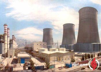 به گزارش مسیر انرژی به نقل از وزارت نفت، محمدصادق عظیمی‌فر با اعلام عزم دولت چهاردهم در کیفی‌سازی فرآورده‌های نفتی کشور اظهار کرد: تولید و تحویل نفت‌کوره کم‌سولفور در دو ماه گذشته همسو با تکمیل زنجیره تأمین سوخت، عملیاتی شد که با این اقدام نه‌تنها بخشی از سوخت نیروگاه‌های حرارتی تأمین می‌شود، بلکه تأثیرات زیست‌محیطی ناشی از آلاینده‌ها نیز کاهش می‌یابد.