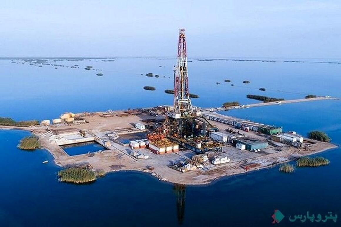 به گزارش مسیر انرژی به نقل از شرکت متن، سعید مصطفوی با اشاره به پایان‌ یافتن مطالعات اولیه طرح تأمین و انتقال آب برای تزریق به میادین نفتی غرب کارون اظهار کرد: با توجه به گستردگی حوزه اجرایی، مصوبات و مجوزهای لازم که به‌عنوان پیش‌نیاز ورود به فاز اجرایی محسوب می‌شدند، در گذر زمان نیازمند بازنگری و تمدید بودند.