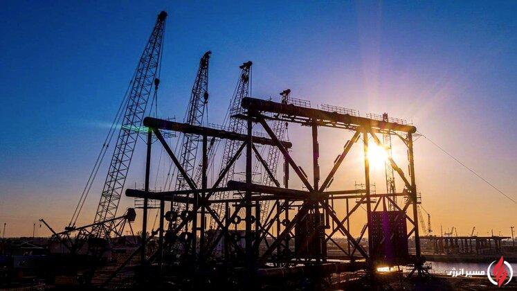 به گزارش مسیر انرژی به نقل از شرکت نفت و گاز پارس، عملیات رول آپ (ROLL UP) چهارپایه (جکت) سکوی گازی میدان مشترک فرزادبی امروز (چهارشنبه، ۲۸ آبان) با موفقیت به پایان رسید.