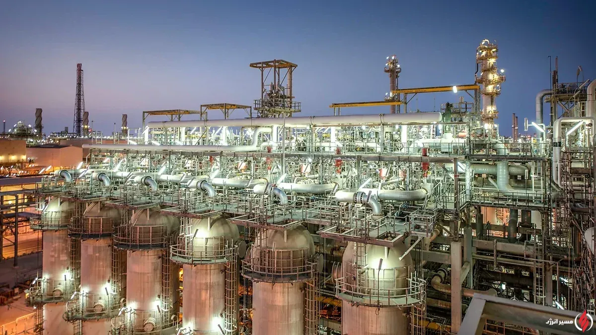 به گزارش مسیر انرژی به نقل از تسنیم، در میانه خلیج فارس و در مرز آبی ایران و عربستان، یکی از مخازن گازی مهم کشور واقع شده که این مخزن با عربستان مشترک است. این میدان گازی در بخش ایران با نام فرزاد B و در بخش عربستان با نام "عربیه" شناخته می شود.