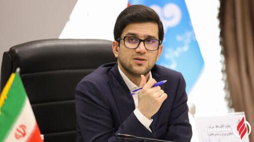 به گزارش مسیر انرژی به نقل تسنیم، محمدصادق عظیمی‌فر، مدیرعامل شرکت ملی پالایش و پخش فرآورده‌های نفتی ایران، با اعلام این خبر اظهار کرد: پیش از اجرای طرح سه نرخی شدن قیمت بنزین، سهم کارت آزاد جایگاه در سوختگیری روزانه 43 درصد بود که امکان هرگونه پایش و تحلیل داده نسبت به میزان سوختگیری گروه‌های مختلف مصرف را سلب می‌کرد.