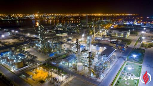 به گزارش مسیر انرژی به نقل از ایلنا، پتروشیمی فن‌آوران در آبان ماه، سروصدای زیادی به پا کرده است. این مجموعه به‌تازگی بزرگ‌ترین عملیات اورهال تاریخ خود را با موفقیت پشت سر گذاشته و حالا نتایجش را دیده است. درآمد فن‌آوران در آبان ماه نسبت به سال گذشته، بیش از دو برابر رشد کرده است و درآمدهای کلی شرکت تا این ماه هم از مرز ۱۰۵ همت گذشته است. کارشناسان می‌گویند این موفقیت بزرگ، نتیجهٔ برنامه‌ریزی درست شرکت برای رسیدن به تولید پایدار و استفاده از حداکثر ظرفیت کارخانه است.