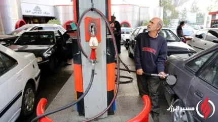 به گزارش مسیر انرژی، روزنامه کیهان نوشت: حال ایشان پاسخ بدهد که در میانه تورم افسارگسیخته و گرانیهای روزانه اقلام ضروری مردم، تصمیم به گرانسازی بنزین را با کدام توافق و رضایت مردم میخواهد انجام بدهد؟