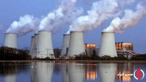 به گزارش مسیر انرژی به نقل از مهر، محمد جوادفروغی، مدیرکل دفتر برنامه‌ریزی بهره‌برداری تولید شرکت مادرتخصصی تولید نیروی برق حرارتی در رابطه با سوزاندن روزانه ۲۱.۱ میلیون لیتر مازوت در ۱۵ نیروگاه کشور گفت: در حال حاضر ۱۳ نیروگاه مازوت سوز در کشور وجود دارد که این نیروگاه‌ها با توجه به وضعیت تخصیص گاز مازوت مصرف می‌کنند، زیرا دمای هوا متغیر است و مصرف گاز در بخش خانگی افزایش می‌یابد.