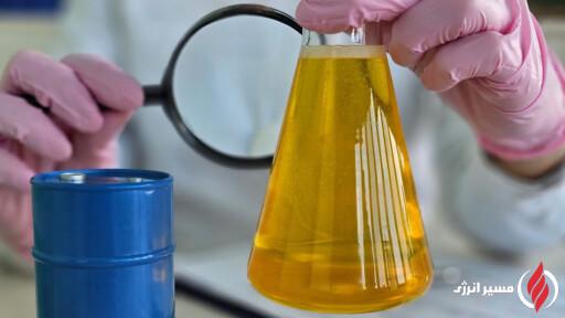 به گزارش مسیر انرژی به نقل از ایسنا، با افزایش نیاز به سوخت‌های پاک و کاهش آلاینده‌های محیط‌ زیستی، تولید نانوکاتالیست‌های داخلی در ایران به یک ضرورت فناورانه تبدیل شده است. این کاتالیست‌ها با ساختار نانومتری و سطح فعال بالا، توانایی حذف ترکیبات گوگردی از برش‌های سنگین نفتی مانند مازوت را دارند و در فرآیندهای پالایشگاهی مانند RCD نقش کلیدی ایفا می‌کنند.