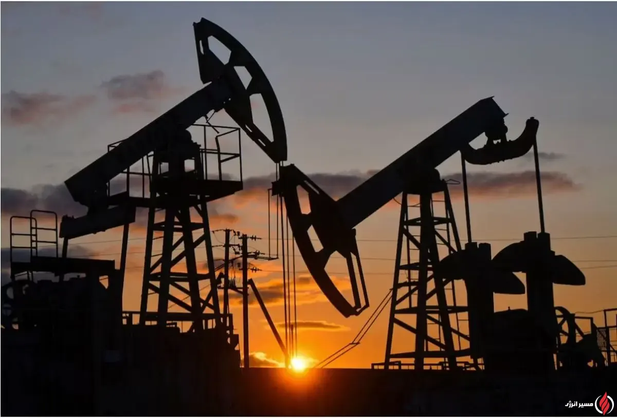 به گزارش مسیر انرژی به نقل از خبرگزاری رویترز، جاراند ریستاد، مدیرعامل شرکت ریستاد انرژی گفت: در صورت تصمیم تولیدکنندگان عضو سازمان کشورهای صادرکننده نفت (اوپک) برای افزایش سهم خود در بازار و افت قیمت نفت به ۴۰ دلار برای هر بشکه، احتمال می‌رود تولید روزانه نفت شیل آمریکا در سال ۲۰۲۶ میلادی ۴۰۰ هزار بشکه کاهش یابد.