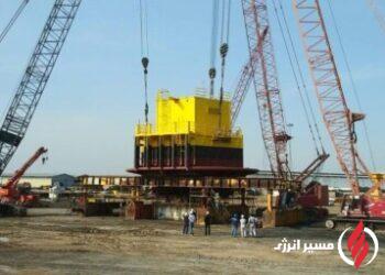 به گزارش مسیرانرژی به نقل از روابط عمومي شركت مهندسي و ساخت تأسيسات دريايي ايران، این پروژه که تحت کارفرمایی شرکت نفت و گاز پارس و توسط شرکت مهندسي و ساخت تأسیسات دریایی ايران(IOEC)   اجرا شده، با هدف صادرات یک میلیون بشکه نفت در روز دنبال می‌شود. وجه تمایز این عملیات، استفاده کامل از تجهیزات باربرداری ملکی و حذف نیاز به توان خارجی است.