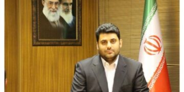 حسام خوشبین‌فر: بدرقه رهبر شهید آغاز عهدی دوباره است