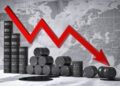 قیمت نفت در آستانه ثبت نخستین کاهش هفتگی قرار گرفت